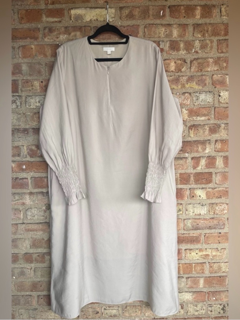COS Smocked Sleeve Midi Dress🖤 - Picture 6 of 6